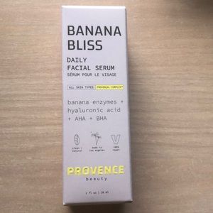 Banana Bliss natural facial serum, vegan, with hyaluronic acid, AHA, BHA